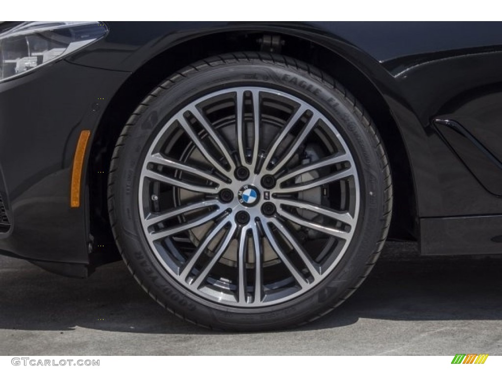 2017 5 Series 540i Sedan - Black Sapphire Metallic / Black photo #9