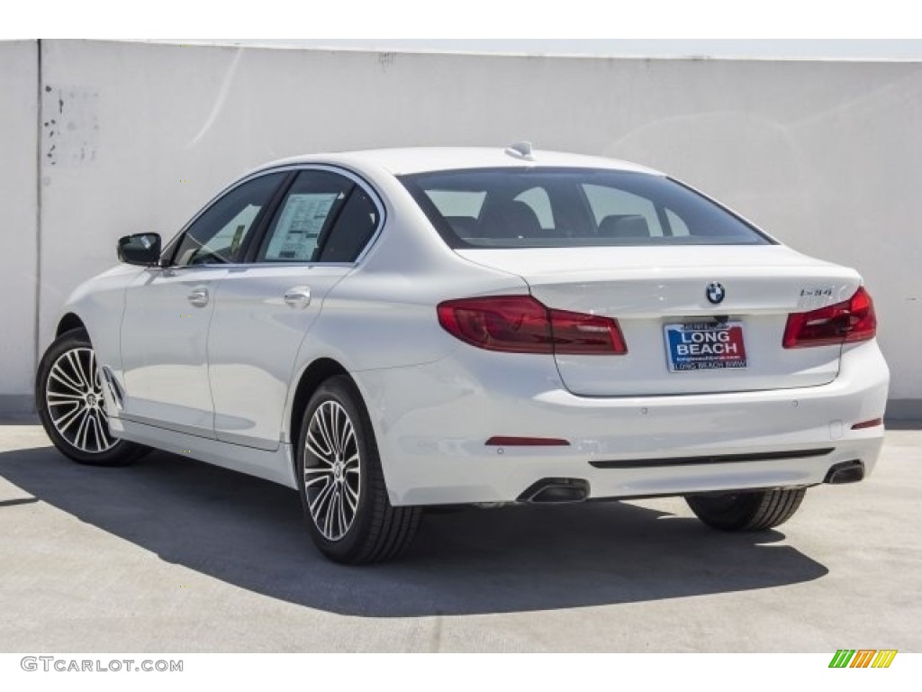 2017 5 Series 540i Sedan - Alpine White / Black photo #3
