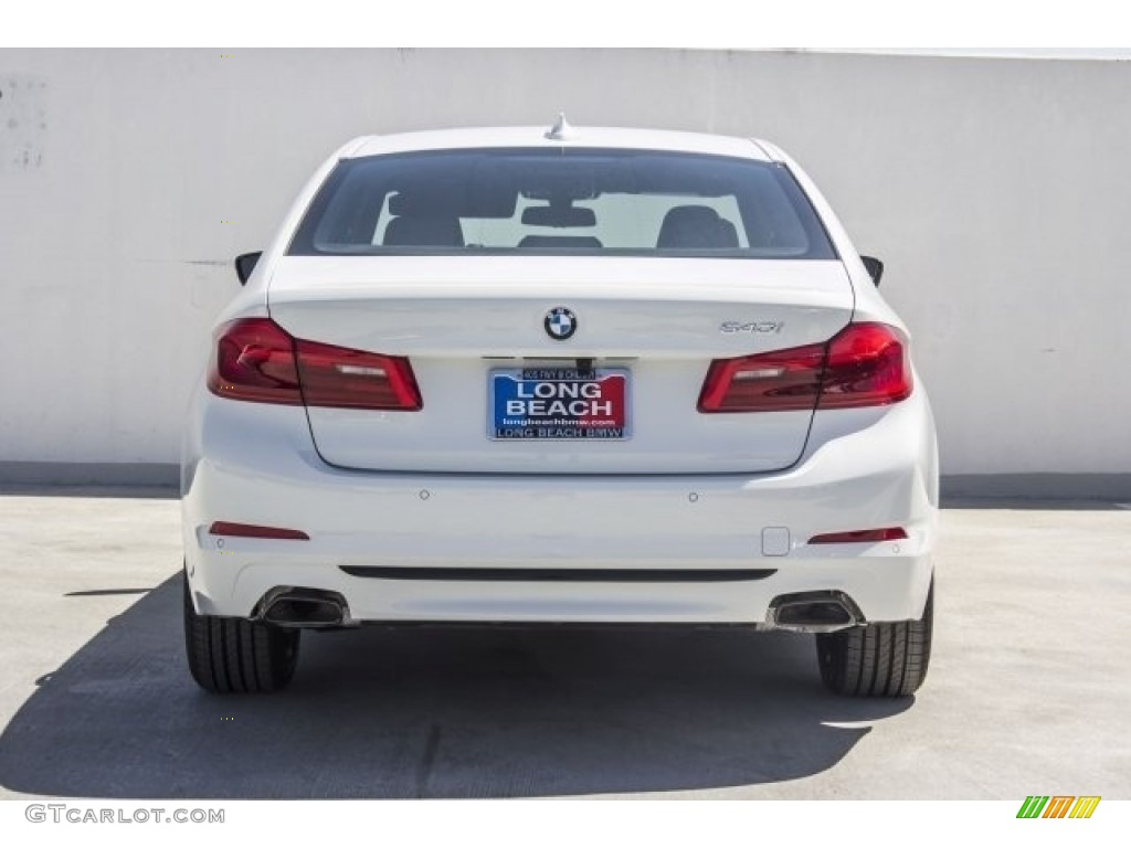 2017 5 Series 540i Sedan - Alpine White / Black photo #4