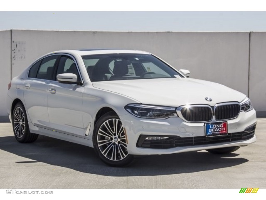 2017 5 Series 540i Sedan - Alpine White / Black photo #11