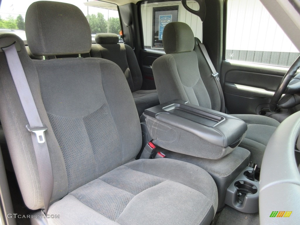 2004 Silverado 1500 LS Crew Cab 4x4 - Sandstone Metallic / Dark Charcoal photo #25