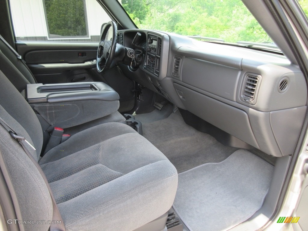 2004 Silverado 1500 LS Crew Cab 4x4 - Sandstone Metallic / Dark Charcoal photo #26