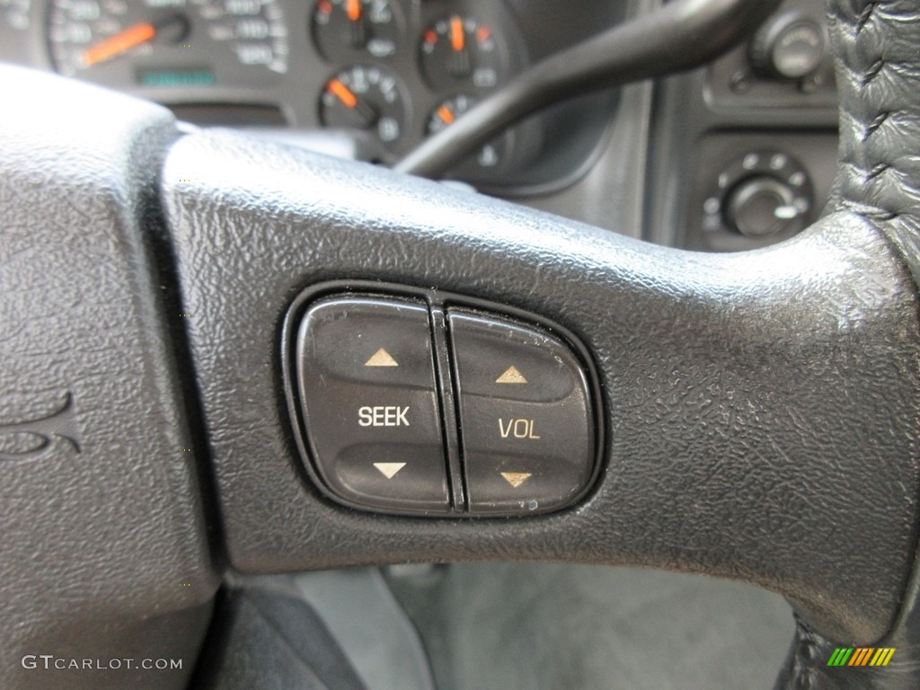 2004 Silverado 1500 LS Crew Cab 4x4 - Sandstone Metallic / Dark Charcoal photo #40