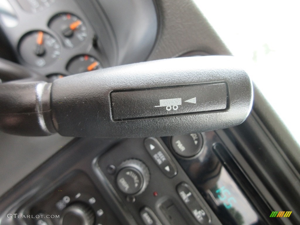 2004 Silverado 1500 LS Crew Cab 4x4 - Sandstone Metallic / Dark Charcoal photo #44
