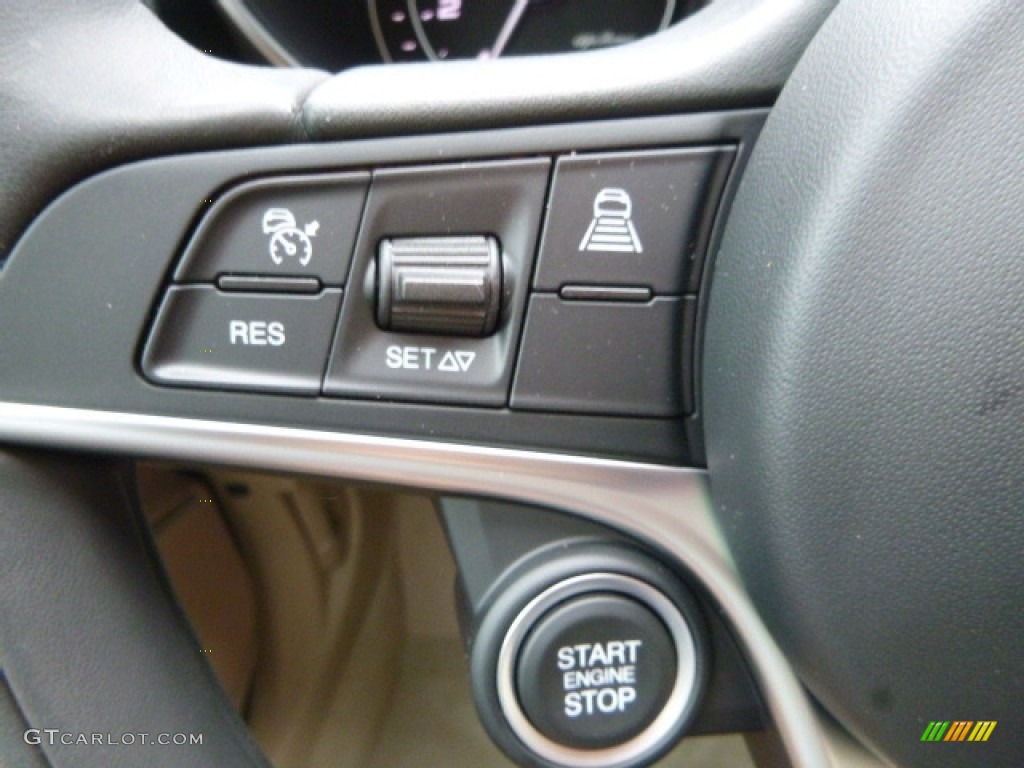2017 Alfa Romeo Giulia Ti AWD Controls Photo #120722957