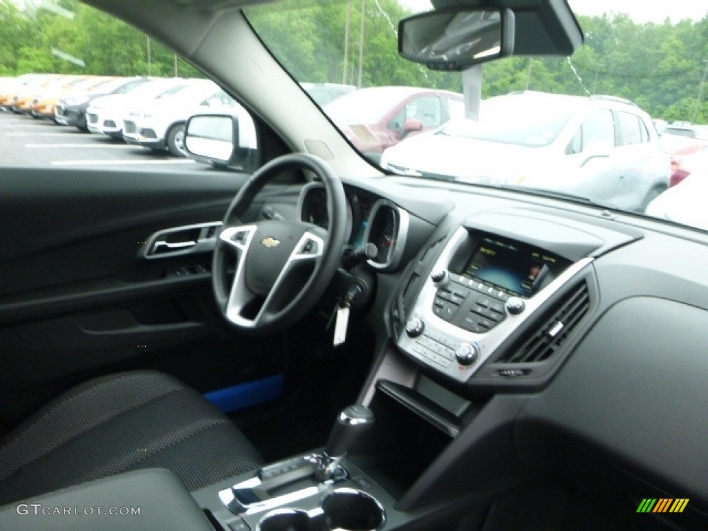 2017 Equinox LT - Silver Ice Metallic / Jet Black photo #11