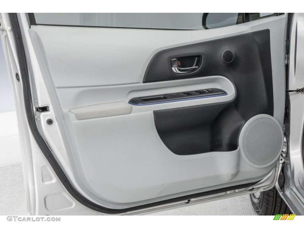 2012 Prius c Hybrid Two - Classic Silver Metallic / Light Blue Gray/Black photo #25