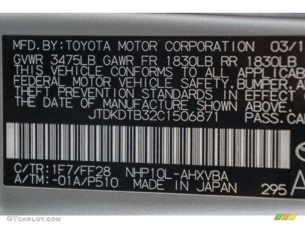 2012 Prius c Hybrid Two - Classic Silver Metallic / Light Blue Gray/Black photo #32