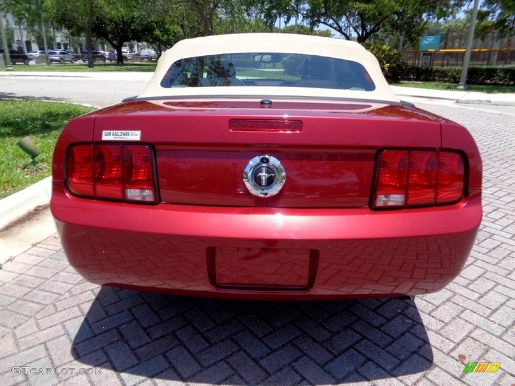 2007 Mustang V6 Premium Convertible - Redfire Metallic / Medium Parchment photo #38