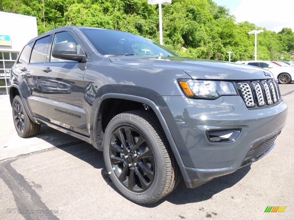 2017 Grand Cherokee Laredo 4x4 - Rhino / Black photo #9