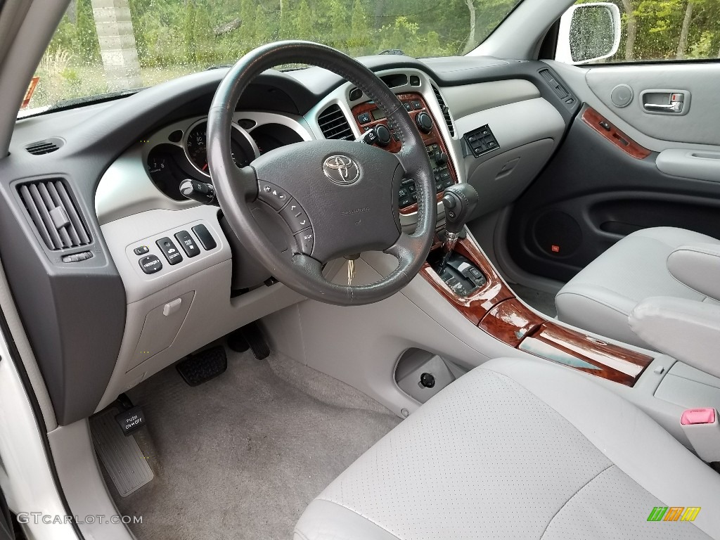 2004 Highlander Limited V6 - Super White / Ash photo #19