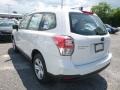Crystal White Pearl - Forester 2.5i Photo No. 6
