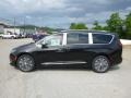 2017 Brilliant Black Crystal Pearl Chrysler Pacifica Limited  photo #2