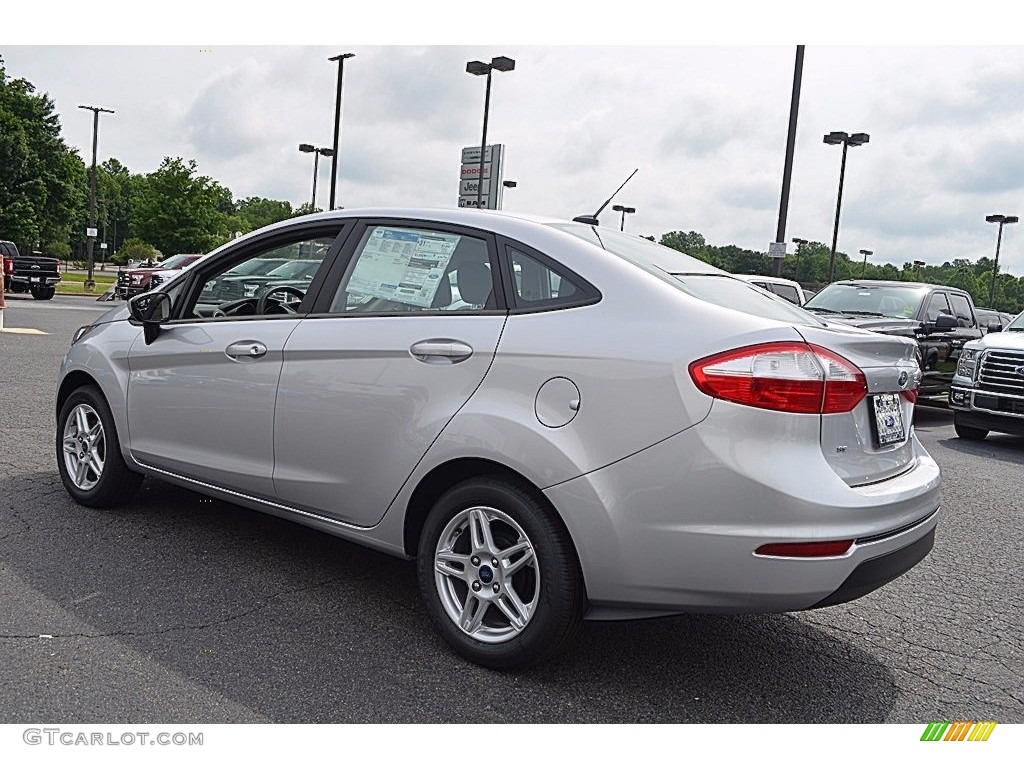 2017 Fiesta SE Sedan - Ingot Silver / Charcoal Black photo #18