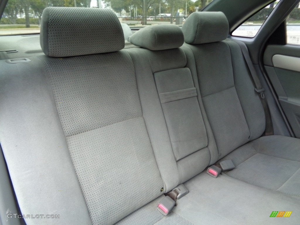 2008 Forenza  - Fusion Red Metallic / Grey photo #26