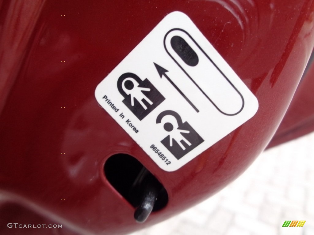 2008 Forenza  - Fusion Red Metallic / Grey photo #34