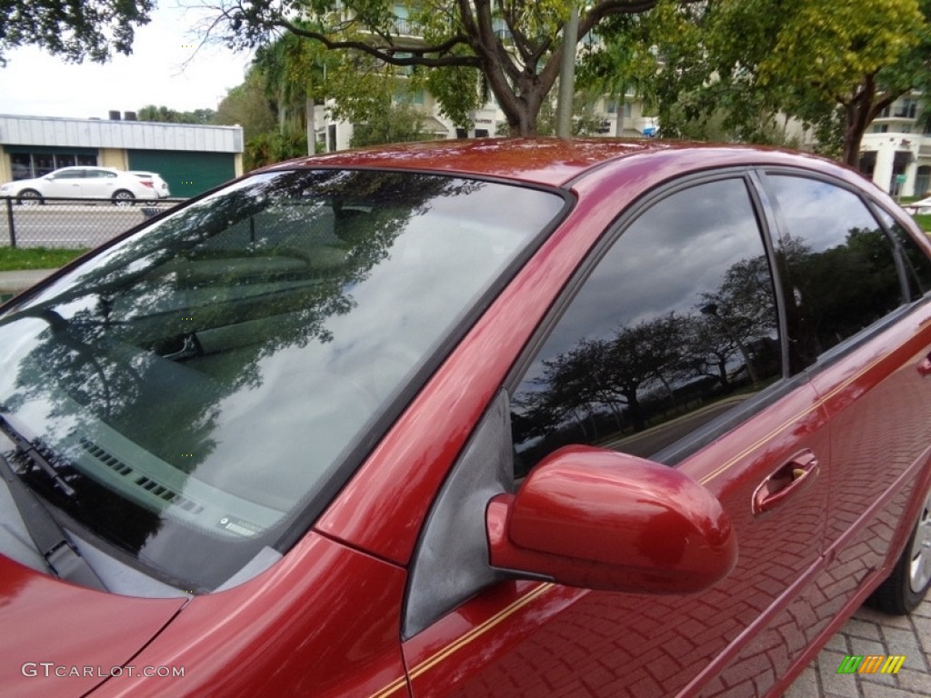 2008 Forenza  - Fusion Red Metallic / Grey photo #55