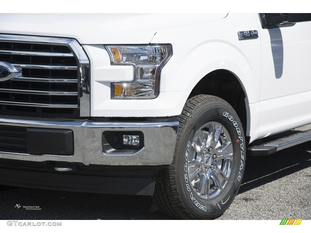 2017 F150 XLT SuperCrew 4x4 - Oxford White / Earth Gray photo #2
