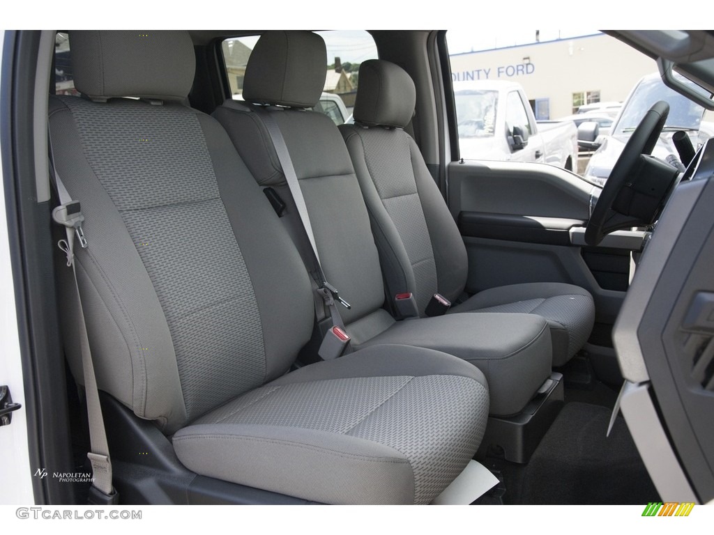 2017 F150 XLT SuperCrew 4x4 - Oxford White / Earth Gray photo #11