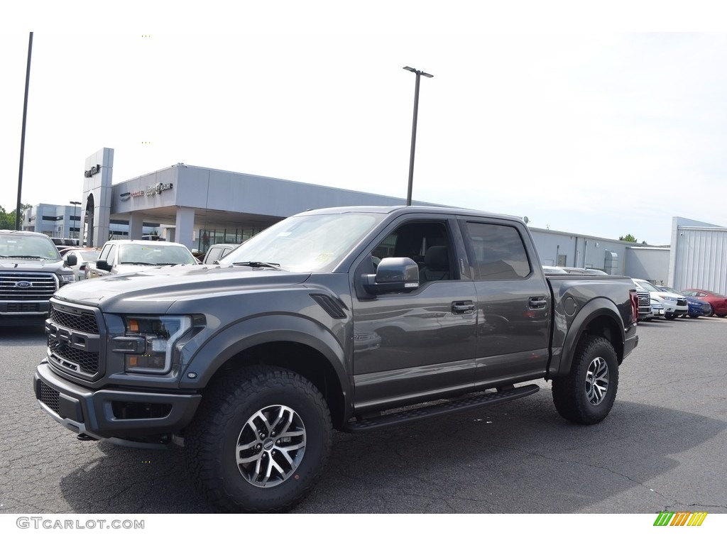 2017 F150 SVT Raptor SuperCrew 4x4 - Magnetic / Raptor Black photo #3