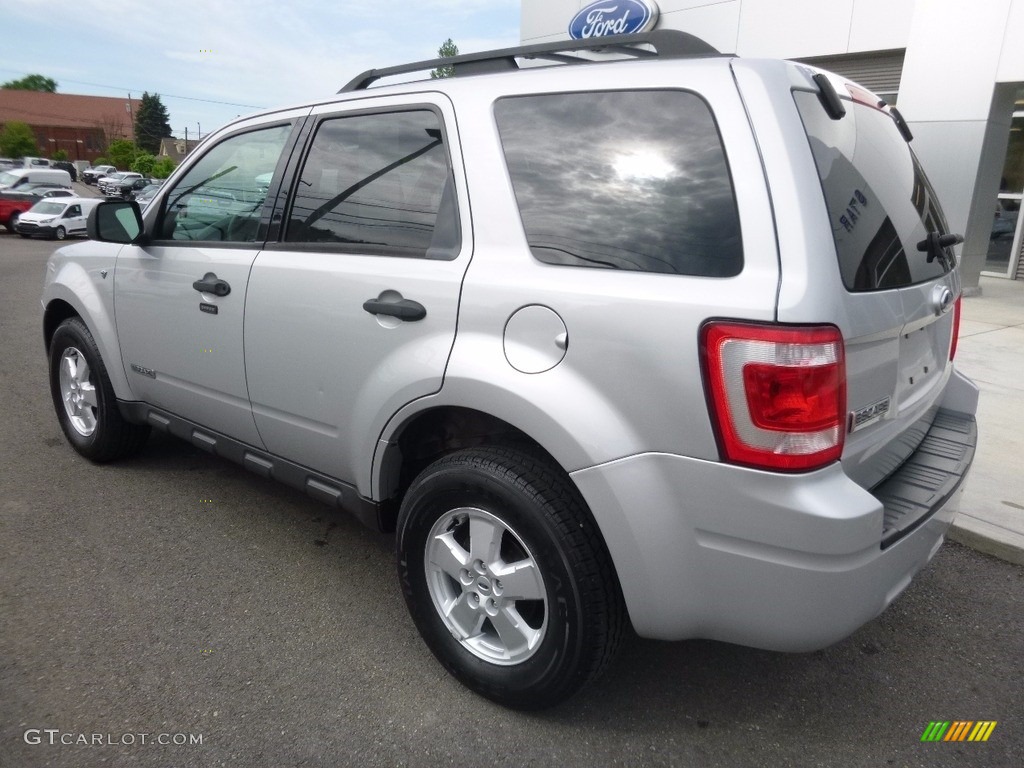 2008 Escape XLT V6 - Silver Metallic / Charcoal photo #8