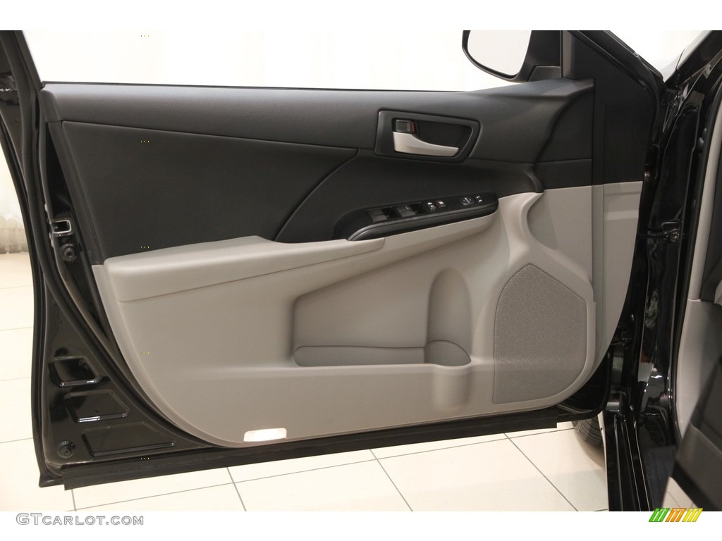 2014 Camry LE - Attitude Black Metallic / Ash photo #4