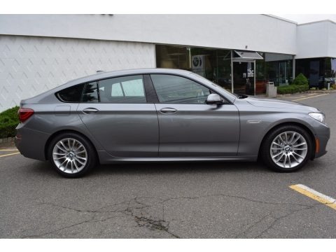 2017 BMW 5 Series 550i xDrive Gran Turismo Data, Info and Specs