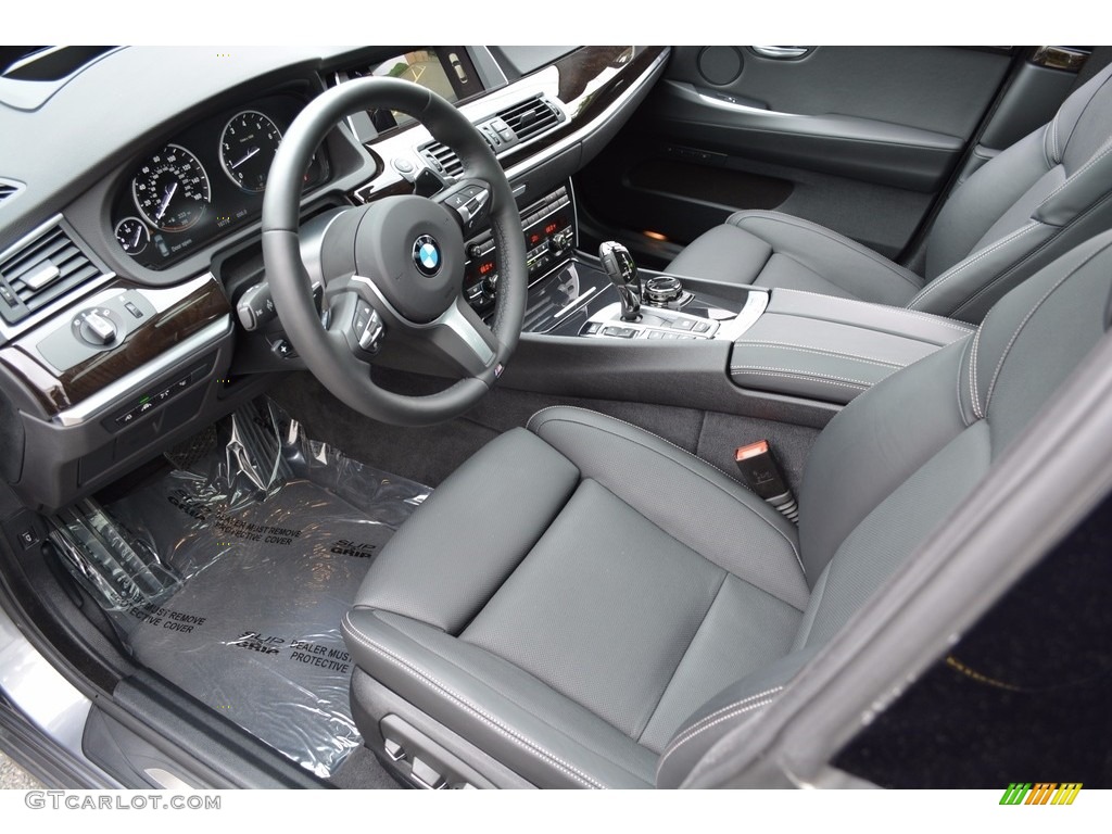 Black Interior 2017 BMW 5 Series 550i xDrive Gran Turismo Photo #120760069