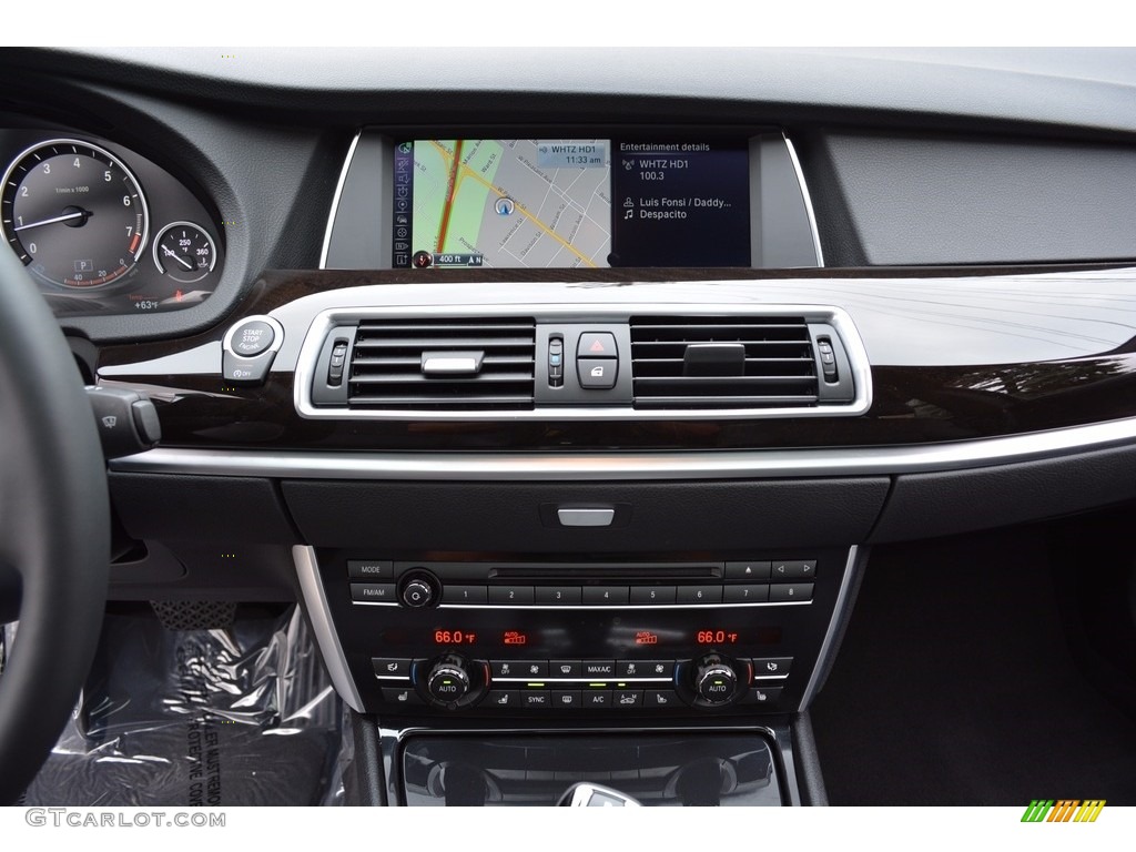 2017 BMW 5 Series 550i xDrive Gran Turismo Controls Photo #120760210