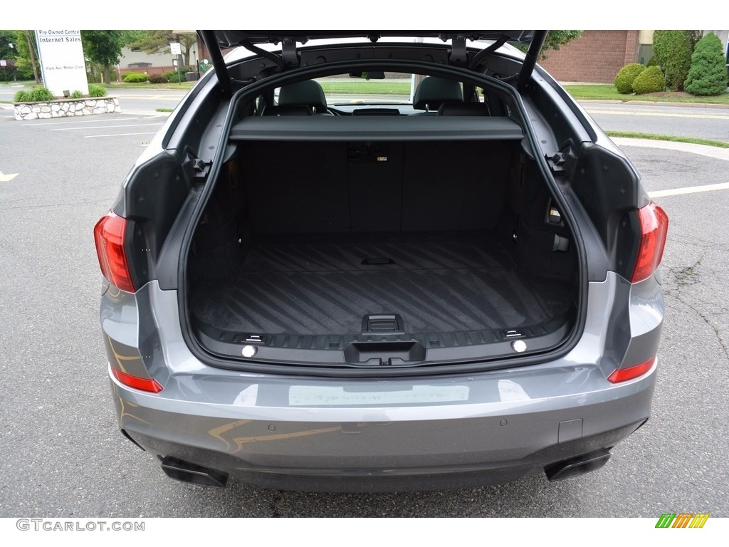 2017 BMW 5 Series 550i xDrive Gran Turismo Trunk Photos