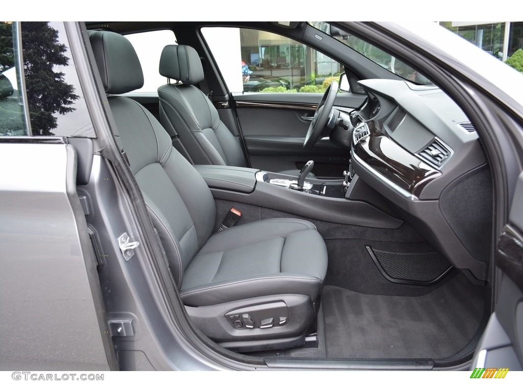 2017 BMW 5 Series 550i xDrive Gran Turismo Front Seat Photo #120760547