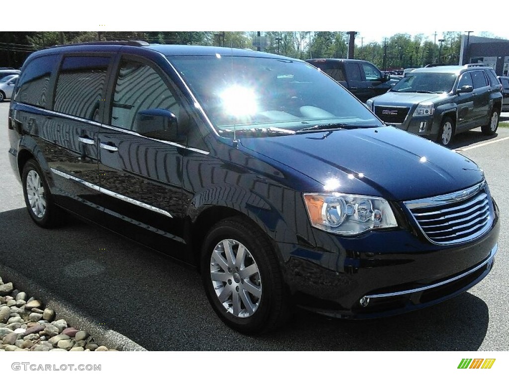 2015 Town & Country Touring - True Blue Pearl / Black/Light Graystone photo #1