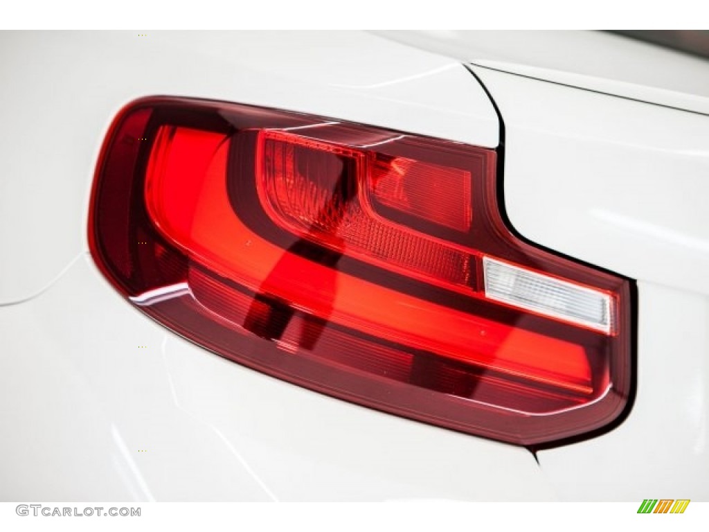 2016 M235i Coupe - Alpine White / Coral Red photo #24