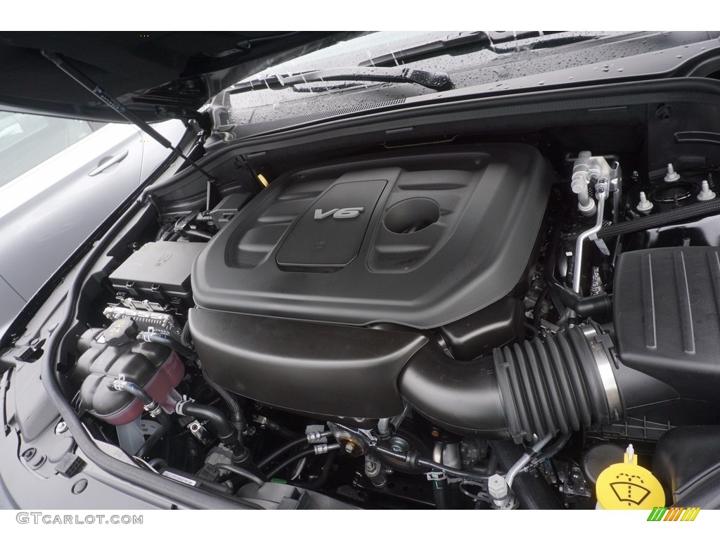 2017 Grand Cherokee Laredo - Diamond Black Crystal Pearl / Black photo #8