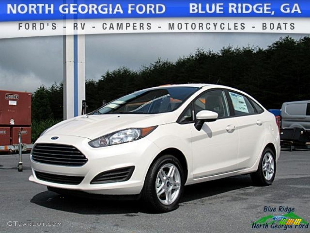 White Platinum Ford Fiesta