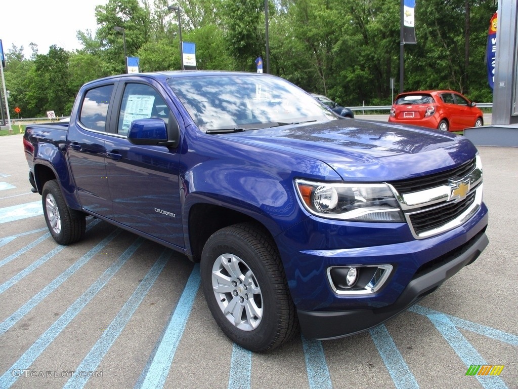 Laser Blue Metallic 2017 Chevrolet Colorado LT Crew Cab 4x4 Exterior Photo #120770365