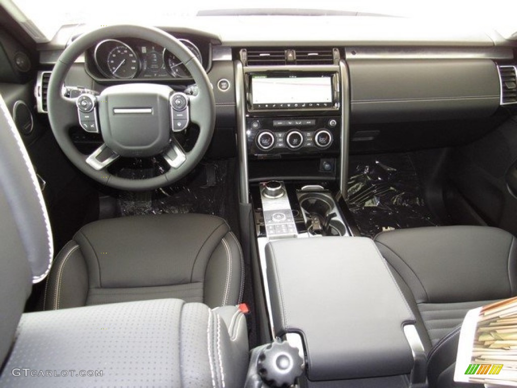 2017 Land Rover Discovery First Edition Ebony/Ebony Dashboard Photo #120770638