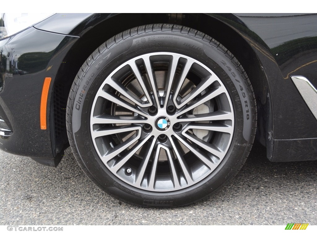 2017 5 Series 530i xDrive Sedan - Jet Black / Black photo #30
