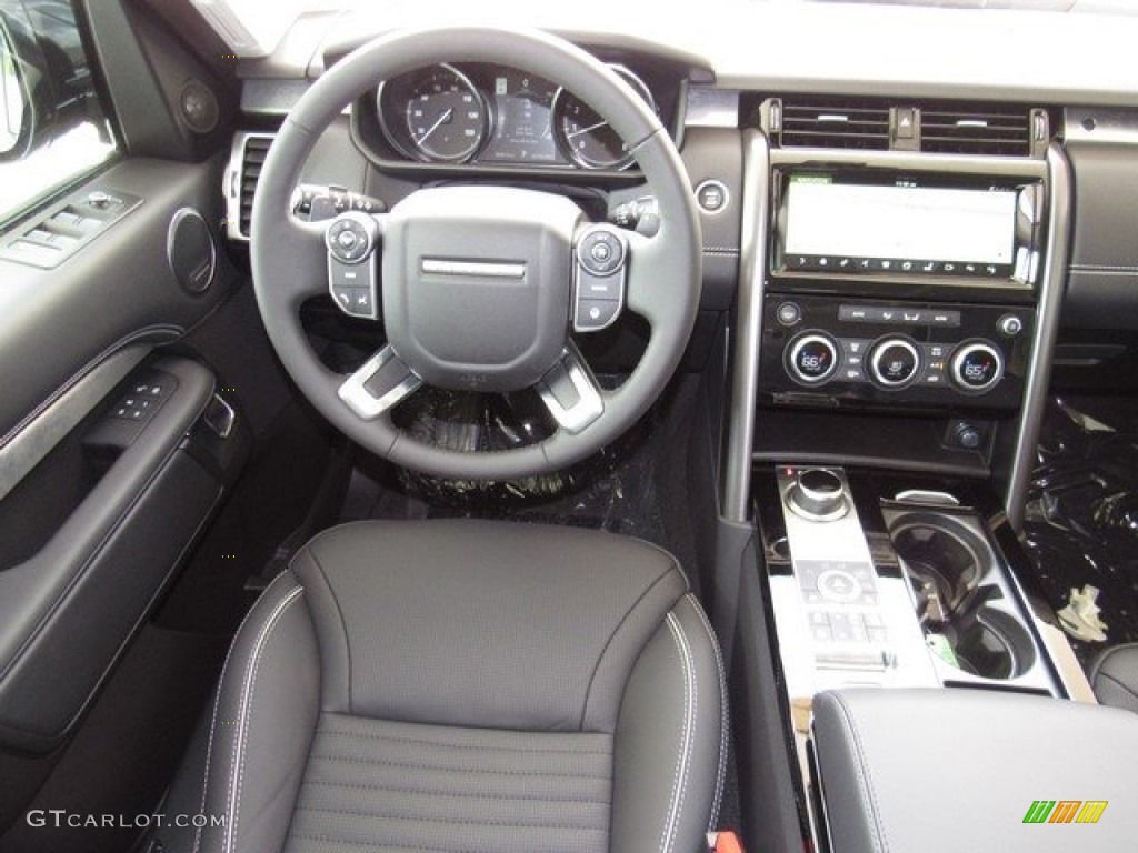 2017 Land Rover Discovery First Edition Ebony/Ebony Dashboard Photo #120770728