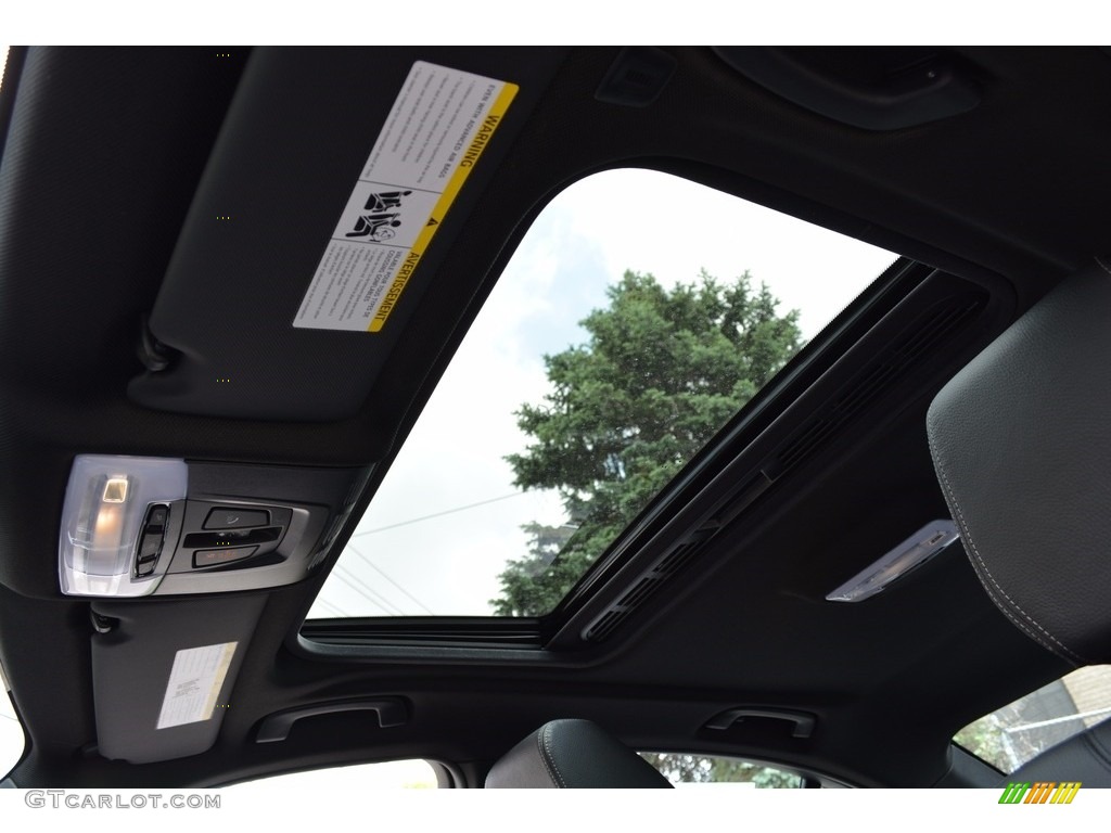 2017 3 Series 330i xDrive Sedan - Imperial Blue Metallic / Black photo #14