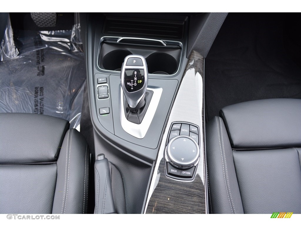 2017 BMW 3 Series 330i xDrive Sports Wagon Controls Photo #120772870