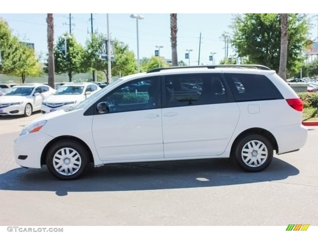 2010 Sienna LE - Super White / Taupe photo #4