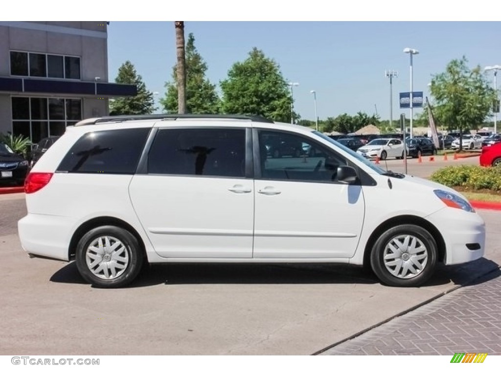 2010 Sienna LE - Super White / Taupe photo #8