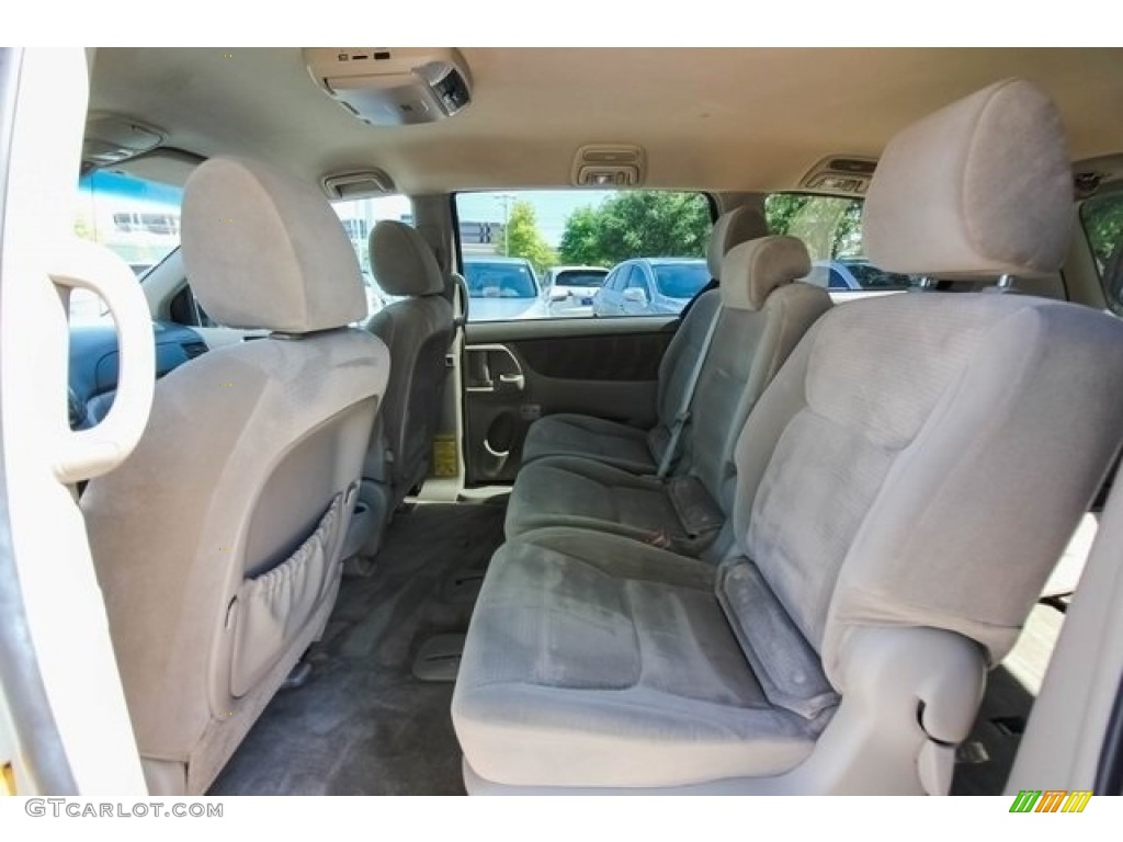 2010 Sienna LE - Super White / Taupe photo #18