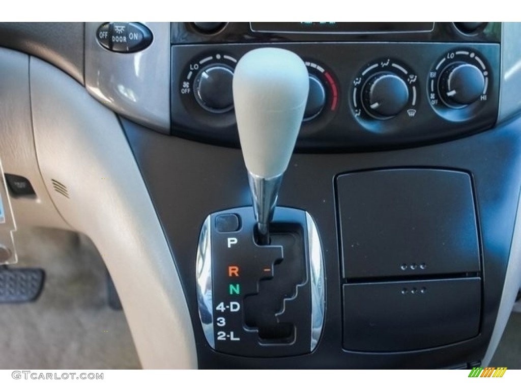 2010 Sienna LE - Super White / Taupe photo #33