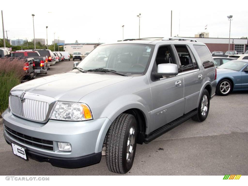 2006 Navigator Luxury 4x4 - Pewter Metallic / Charcoal Black photo #1