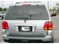 2006 Pewter Metallic Lincoln Navigator Luxury 4x4  photo #12