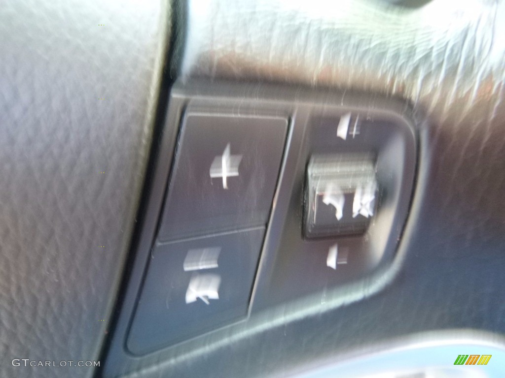 2009 VUE XR V6 - Polar White / Tan photo #19