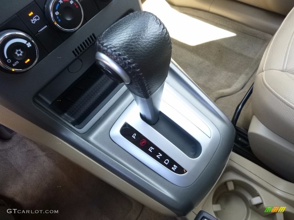 2009 VUE XR V6 - Polar White / Tan photo #20