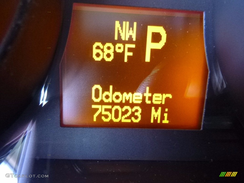 2009 VUE XR V6 - Polar White / Tan photo #25
